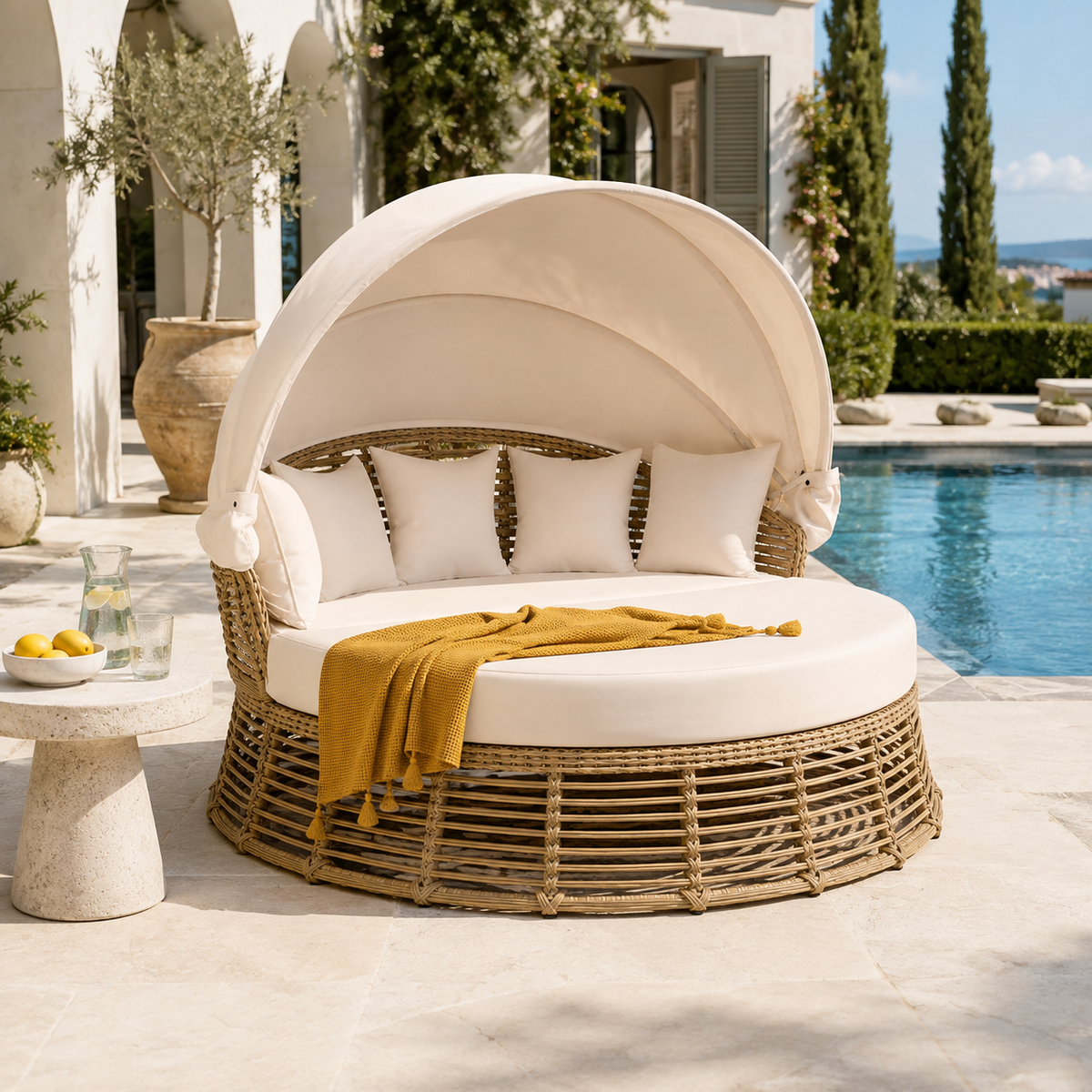 Capri Canopy Daybed